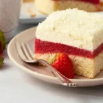 Frau Holle Kuchen Rezept – himmlischer Erdbeer-Blechkuchen 6 Generate featured image without … 202605091715 1
